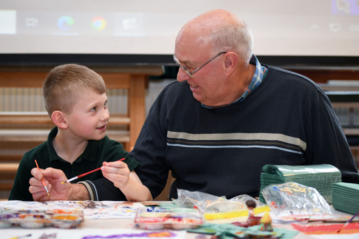English Hill West Primary School